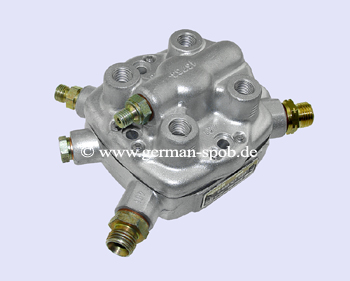 0438101028 Brandstof verdeler Bosch | Mercedes 190 W201 2.3 16 V | geregenereerd 0 438 101 028 Bosch 0438101028, 0438101027, 0986438227, 0 438 101 028, 0 438 101 027 Mercedes M 102.983 190 W201 E 2.3-16